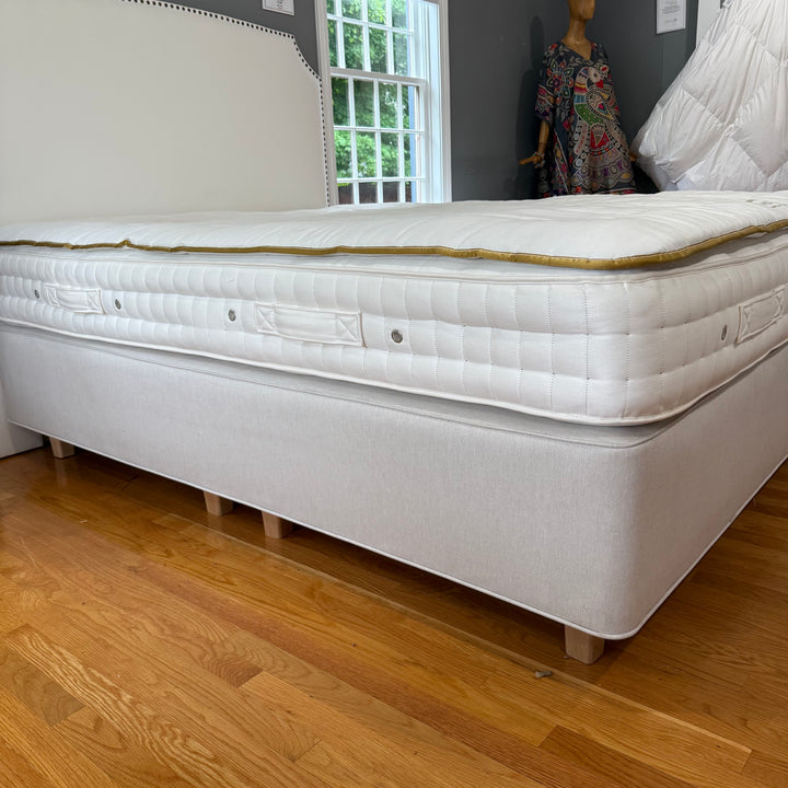 FLOOR MODEL: Queen-Size Vispring Devonshire, Prestige Divan, & Heaven Topper