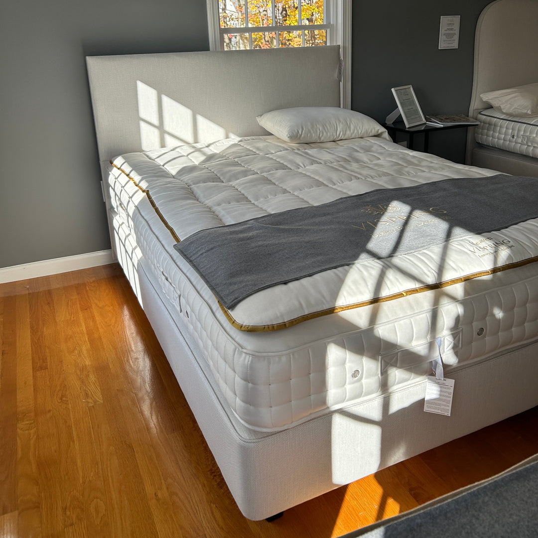 FLOOR MODEL: Queen-Size Vispring Baronet Superb Mattress Set
