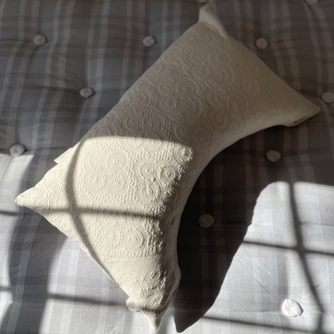 top view point Judith Natural Shredded Latex-Tencel™ Pillow