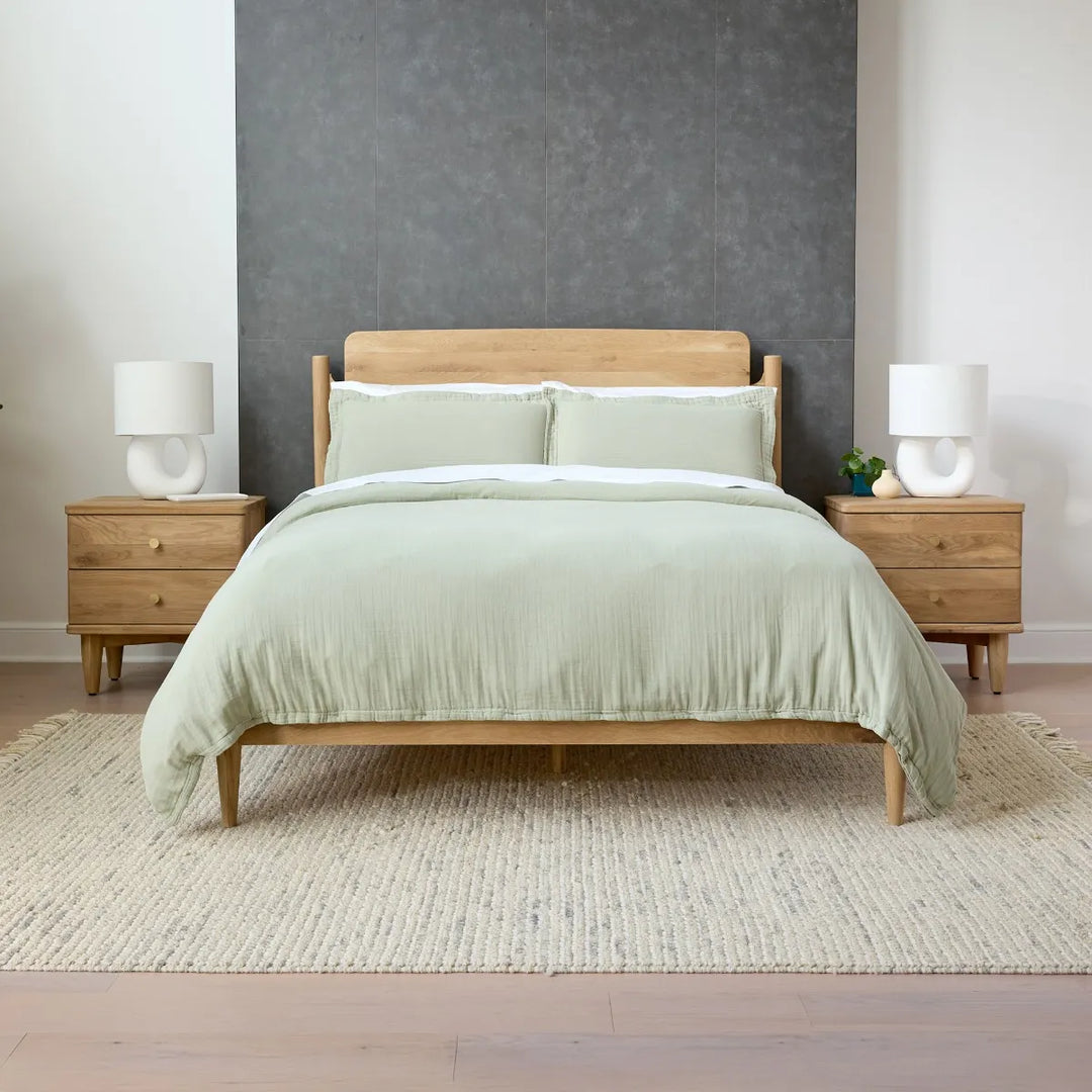 Duna Verde FSC®-Certified White Oak Nightstand