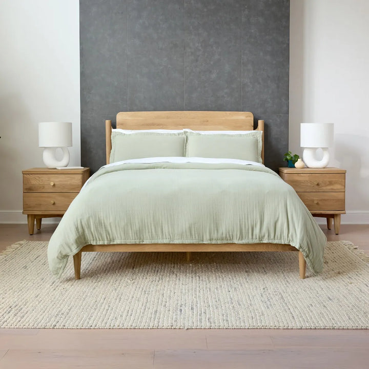 Duna Verde FSC®-Certified White Oak Nightstand