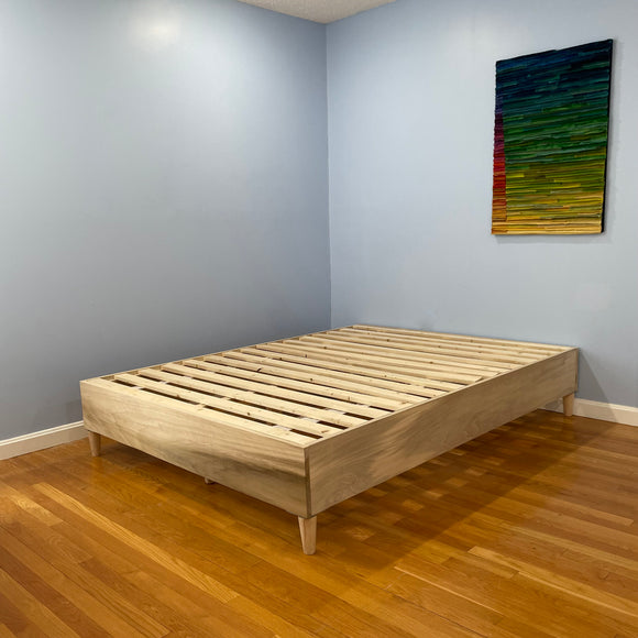 TOM Yarmouthport Platform Bed